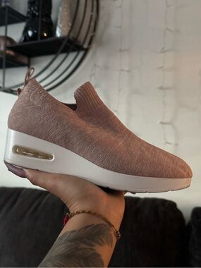 DKNY Slip-On Knit Wedge Sneakers in Dusty Rose